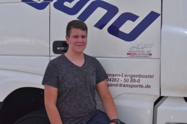 Neue-Azubis-bei-Weigand-Transporte_0049.jpg