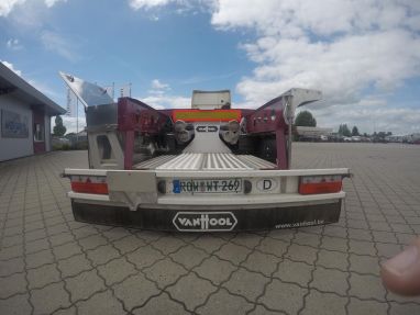 Neue 20’-Tankcontainer-Fahrgestelle mit Pumpe