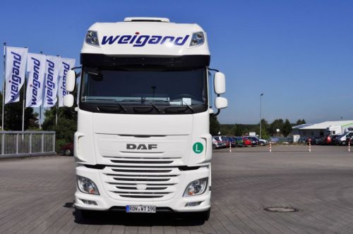 Neuer LKW der Firma Weigand-Transporte