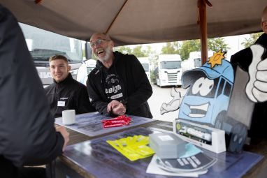Weigand-Transporte-Brummi-Tag-Foto--460.jpg