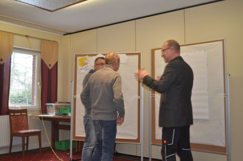 Stefan Schulz spricht über Kommunikation auf dem Weigand-Powertag